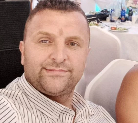 Pas 10 viteve aktivitet, largohet nga VV’ja kushëriri i Adelina Graincës