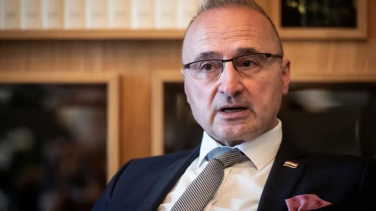 Kroacia do të strehojë 20 afganë, Gërliq Radman: Detyrimi jonë është t’i mbrojmë ata