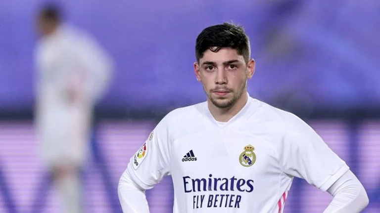 Valverde i paprekshëm – Real Madrid nis negociatat për rinovimin e kontratës