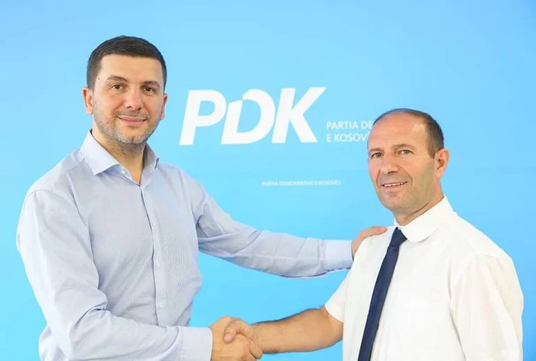 Krasniqi prezanton kandidatin për kryetar të komunës së Suharekës