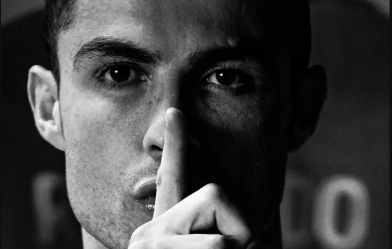 Ronaldo thyen heshtjen dhe reagon pas spekulimeve: Është mos-respekt ndaj meje