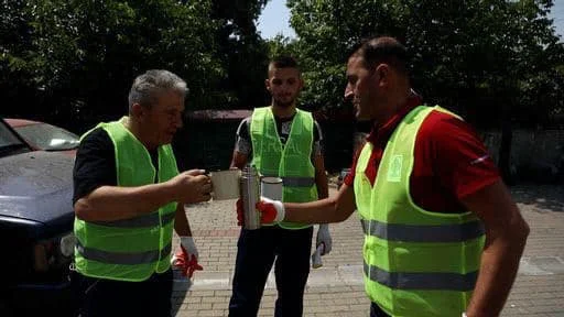 Daut Haradinaj viziton kompaninë e pastrimit: Mobilizim për Prishtinën e pastër