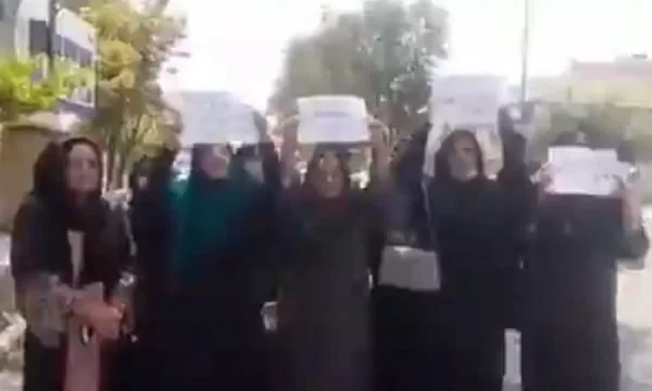 Gratë afgane protestojnë në Kabul për të drejtat e tyre