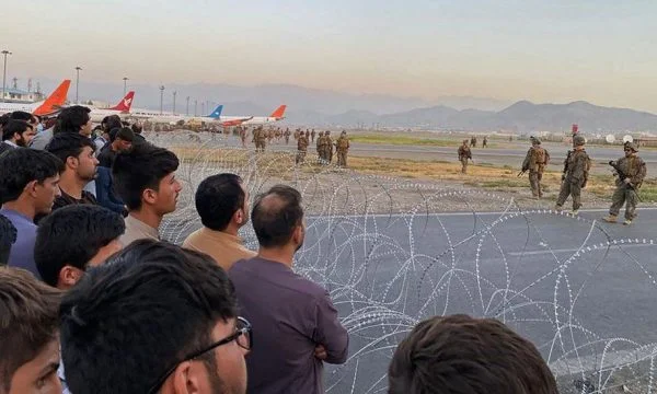 SHBA merr nën kontroll aeroportin e Kabulit