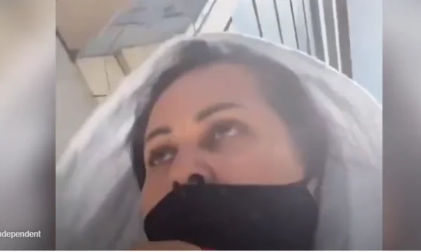 “Ata po vinë të na vrasin”, bëhet virale video e producentes afgane teksa ik prej talibanëve në Kabul