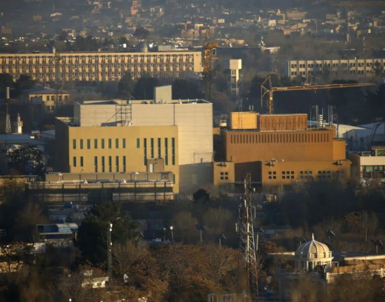 Blinken: Nuk ishte në interesin ShBA-së të qëndronim në Afganistan