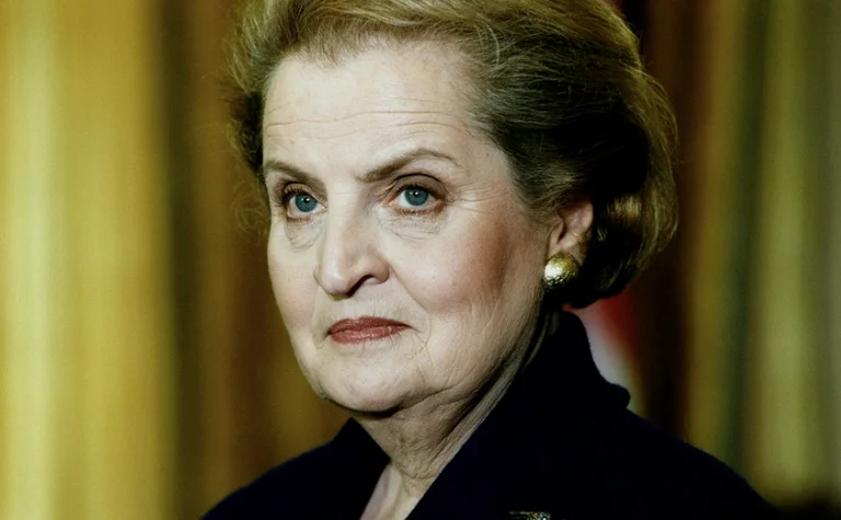 Albright: Jam mirënjohëse ndaj Kosovës e Shqipërisë për ofrimin e strehimit për afganët
