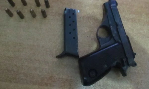 Arrestohet një 59-vjeçar në Han të Elezit, konfiskohet edhe një armë zjarri