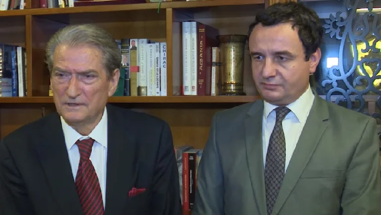 “Albin Kurti nuk e shpëton dot Berishën, aleanca e tyre kundër SHBA’së bie erë të keqe”