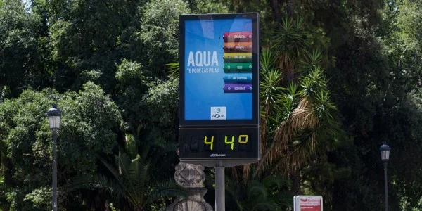 Në dy shtete të Evropës jepet alarm i kuq për zjarret