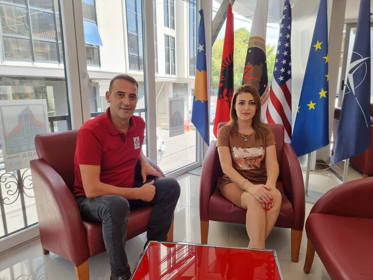 Tjetër befasi, ish-kandidatja për deputete nga Nisma i bashkohet ekipit të Daut Haradinajt për Kryeqytetin