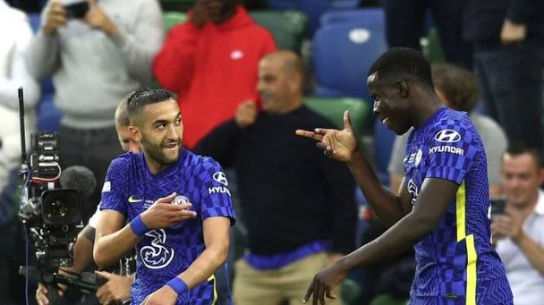 Finalja e Superkupës: Mbyllet pjesa e parë, Chelsea në epërsi