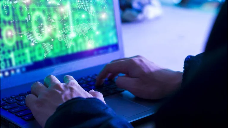 Der größte Raub jemals: Hacker stehlen $600 Millionen kritomonade