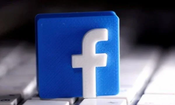 Facebook mbyll llogari dezinformuese të lidhura me Rusinë