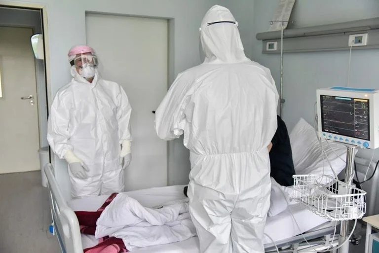 118 pacientë me koronavirus po trajtohen nëpër spitalet e Kosovës, katër në gjendje të rëndë