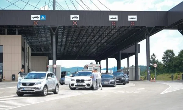 Sa duhet të presin mërgimtarët për të hyrë në Kosovë