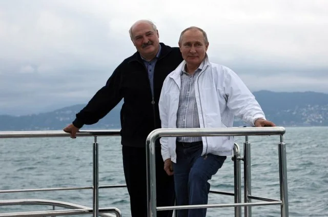 Autoritari Lukashenko: Unë mendoj me kokën e Putinit dhe kësaj koke s’dua t’i shkaktoj dhimbje