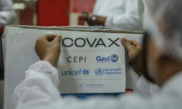 La Germania donerà milioni di dosi di vaccino attraverso COVAX