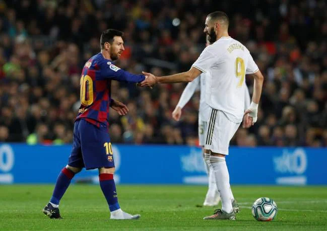 Benzema irritiert Barcelona Fans: Die beiden - Bedeutung Post von Real Madrid Stern