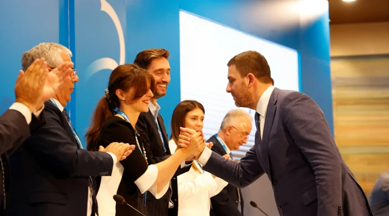 Non confirmé : Liste de noms surprenants pour le nouveau poste de chef de PDK
