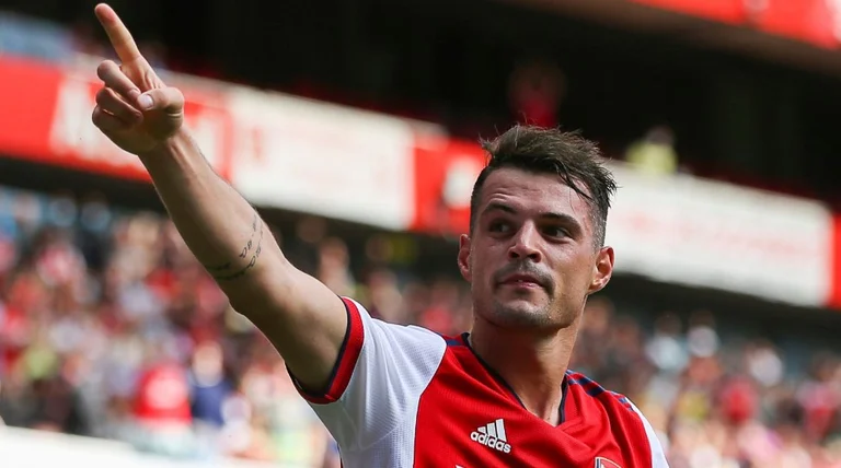 Spectacular turn for Jaka's future, Sky Sports: Very close to signing the new Arsenal contract