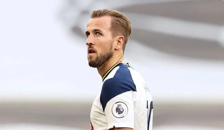Il n'y a pas de douceur à Harry Kane, manquant encore sur l'entraînement de Tottenham.