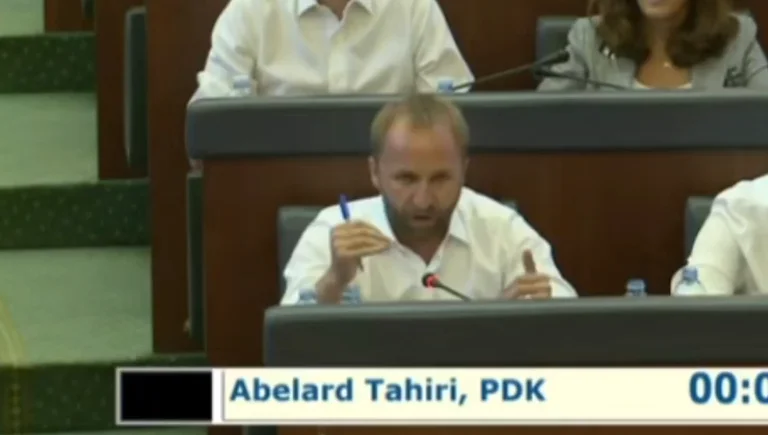 Tahiri-Kurt: Si astiene dal governo in quattro comuni a nord del Kosovo