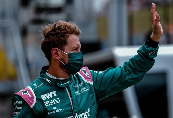 Vettel está descalificado por el GP F1 húngaro ocupa segundo lugar al alemán