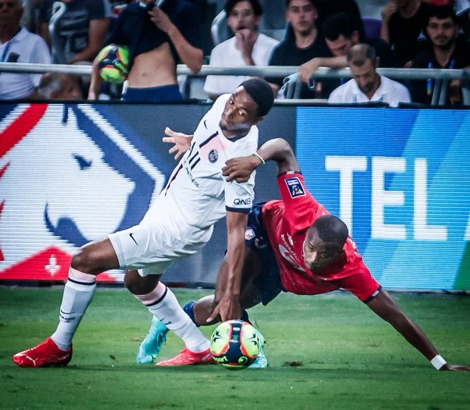 La domination de Lee en France continue, le PSG est également défait en Supercup final