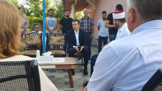 Kurti visited the Binakaj, Maloku families who lost family members in Croatia