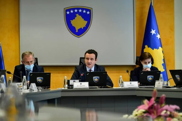 Oggi dibattito parlamentare oltre 100 giorni di governo Kurti