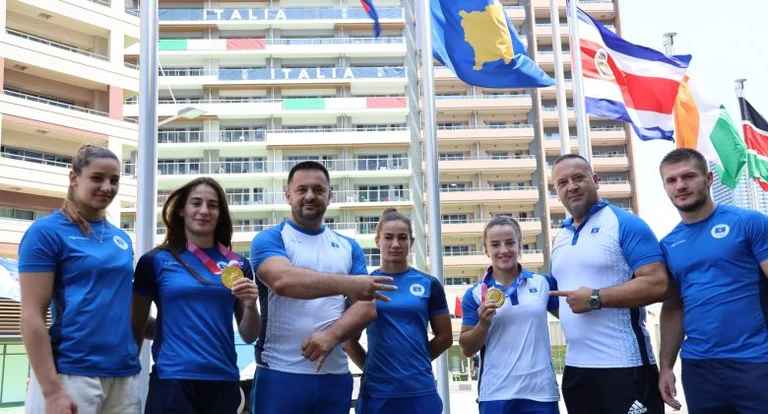 Kosovars to be expected at state ceremonies once they land in Pristina, that's the agenda