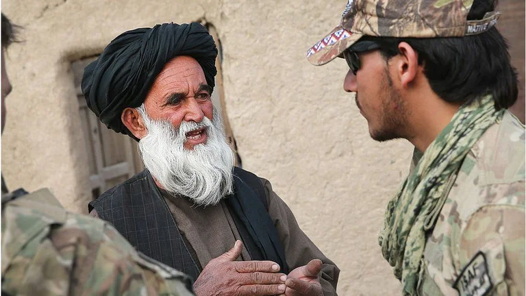 Talibian Vorteil: Afghan Übersetzer fliehen auch nach Amerika