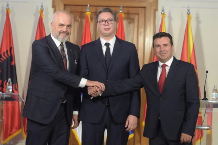 Informe KMLDNJ: Sí cooperación regional, pero después del pasado se aclara