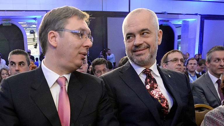 Vuciqi s'adresse à Edi Rama à Skopje : Mon cher, ami honoré