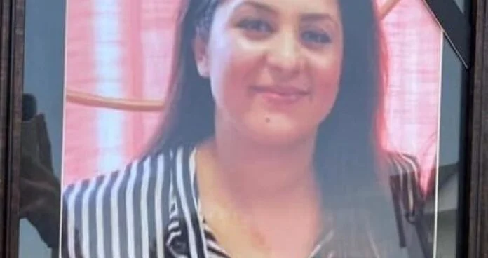 Heute, Alida Kikaj-Idrizaj, die Mutter von fünf Kindern, die im Unfall in Kroatien gestorben sind