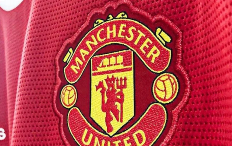 C'est la Superformation Man United pour la saison prochaine, avec Sancho et Varan