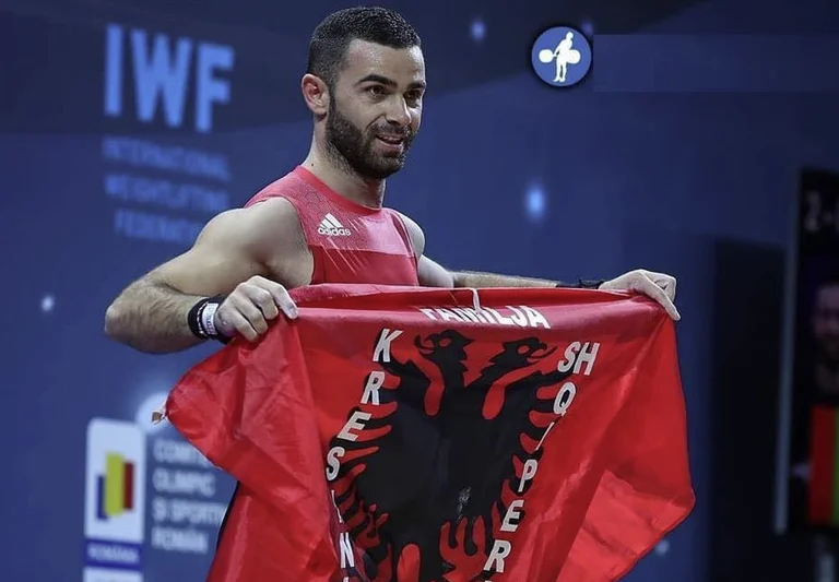 Festa dell'Albania: Il loro atleta ha quasi vinto le medaglie olimpiche