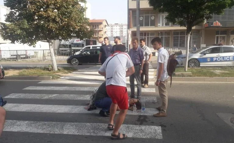 Fushesh Kosovo accidente: el conductor deja al ciudadano inconsciente y deja la escena