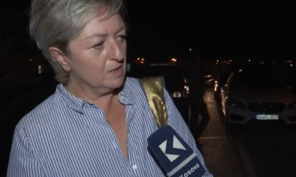 Vedro' mia figlia a piedi, nient'altro...