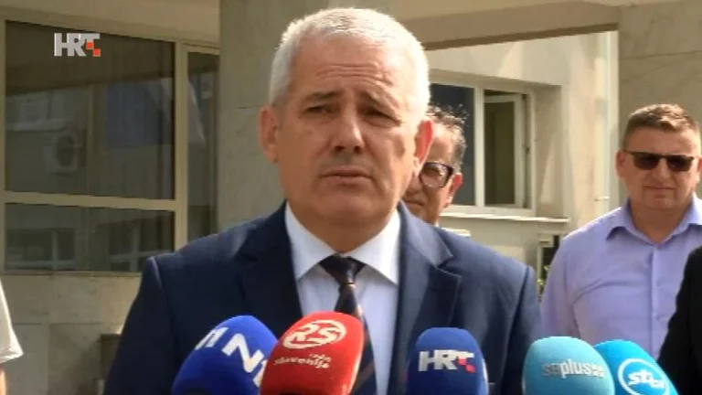 Svechla: Reisende und die Toten Von einem Unfall erwartet bis zum Kosovo heute