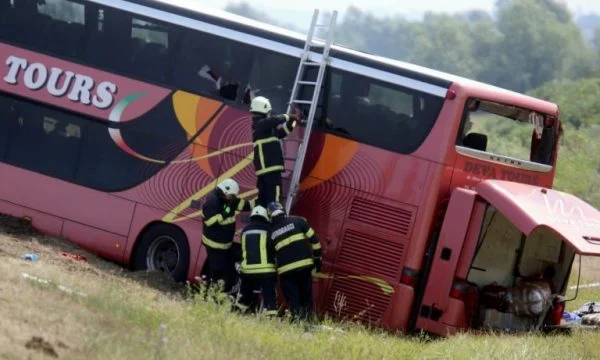 10 víctimas de accidente en Croacia hoy en luto Kosovo