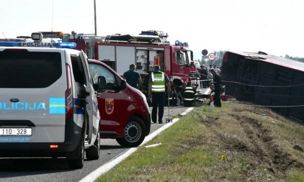 Lunes declara el día de luto en Kosovo para las víctimas del trágico accidente en Croacia