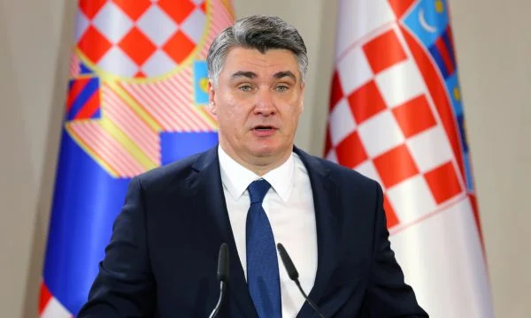 Après l'accident tragique, le président croate réagit également: je reste proche du peuple du Kosovo en ce moment triste