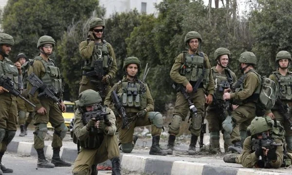 L'esercito israeliano uccide il 17enne palestinese Protester