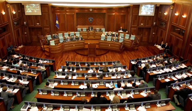 Sot mbahet seancë në Kuvend, këto janë pikat e rendit të ditës