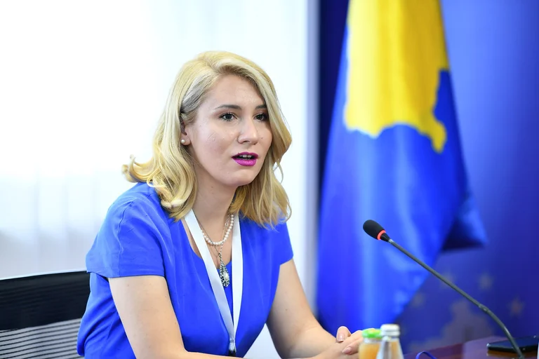 Emini: Duam ndryshim të qeverisjes e jo ndërrim të kapësit