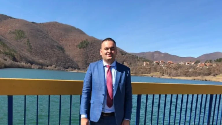 Reagon Lushtaku: Vetëvendosje më shkarkoi përkundër performancës pozitive