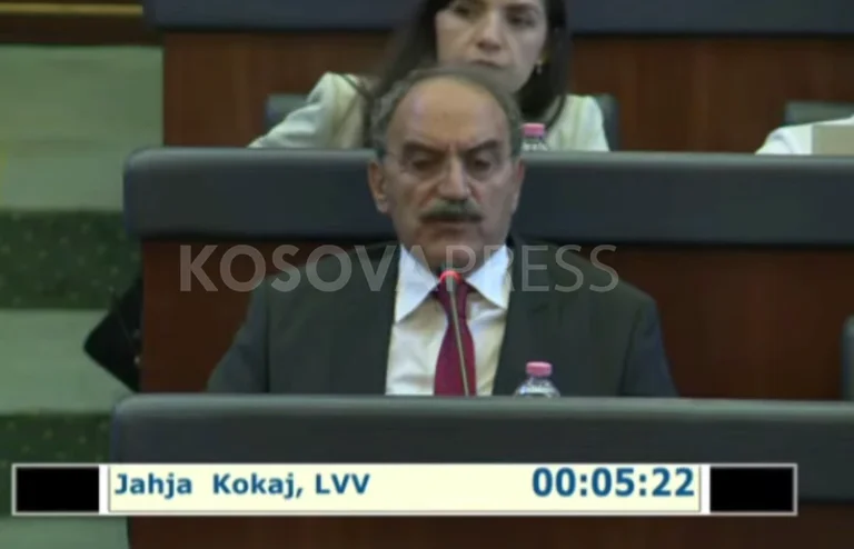 Kokaj deputeti më aktiv shkëncërisht në Kuvend: Flet për laboratorin me mikroskop, nanoskop, spektroskop