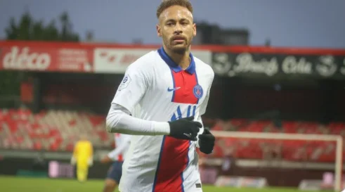 U akuzua për sjellje raciste, Neymar i zë vendin Griezmannit